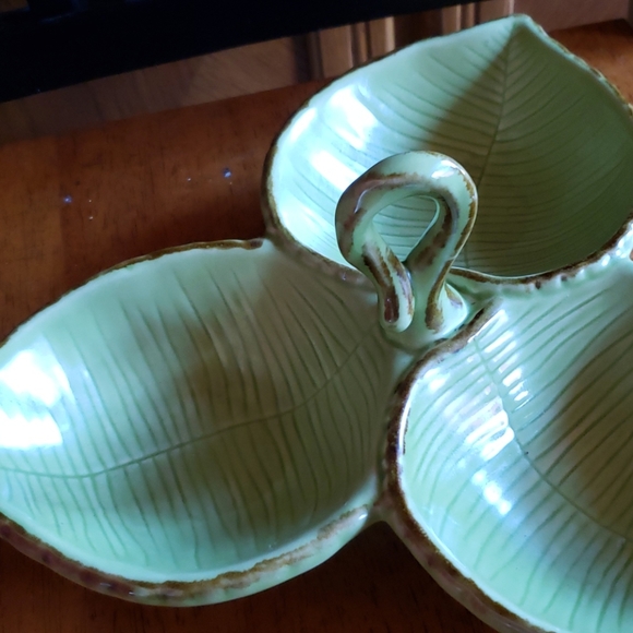 Pottery Barn Ceramic Divided Bowl/Dish. - Picture 5 of 5